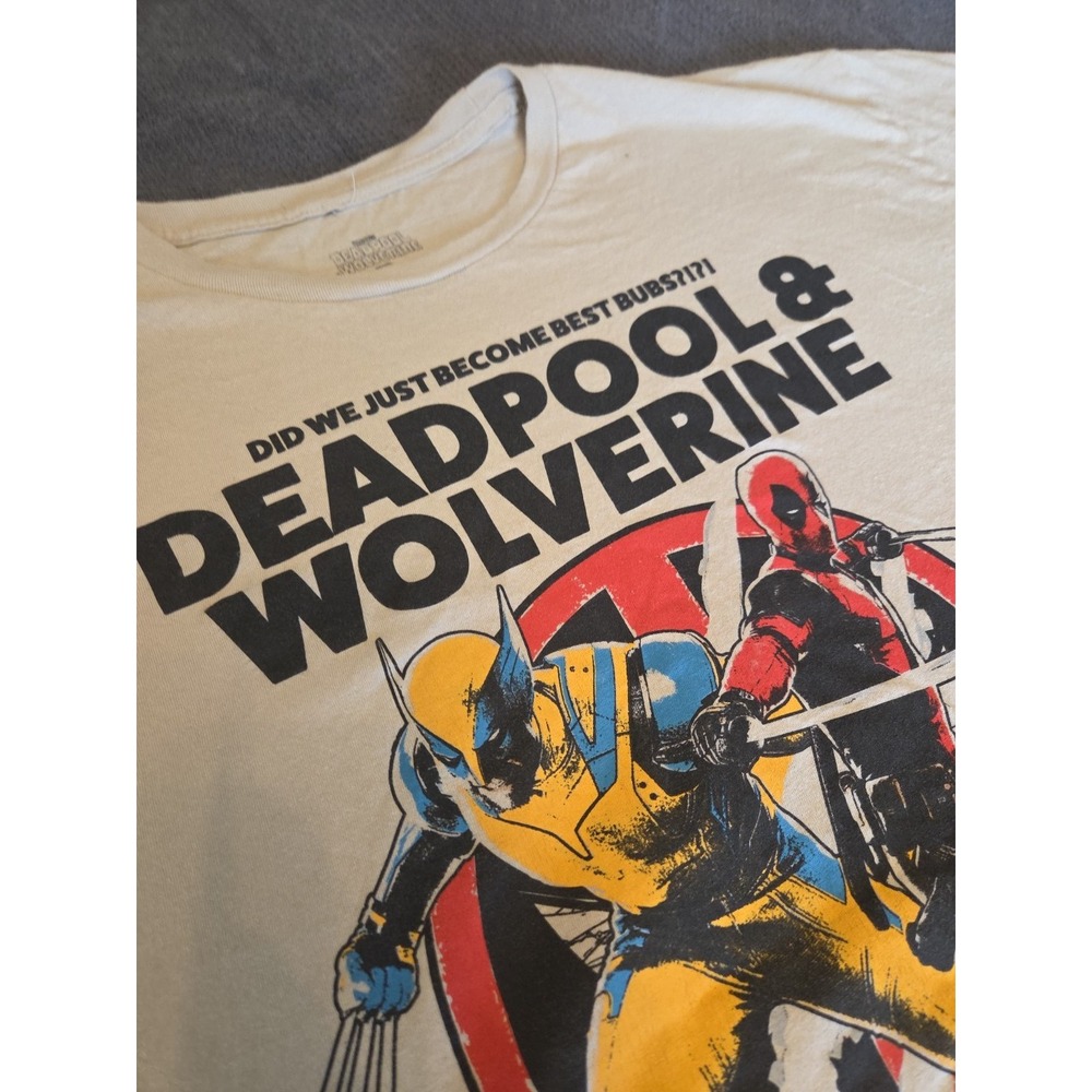 Marvel Deadpool & Wolverine Movie Graphic T-Shirt Mens Large Tan Cotton 2024